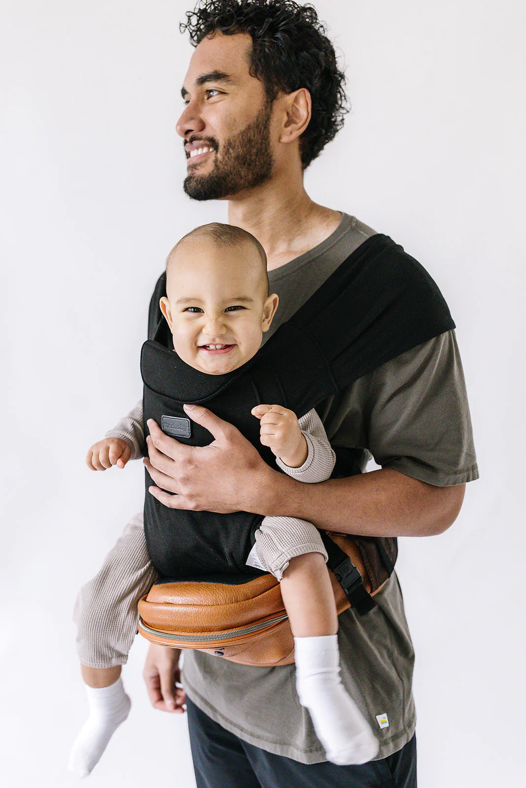 Tushbaby The Snug Attachment
