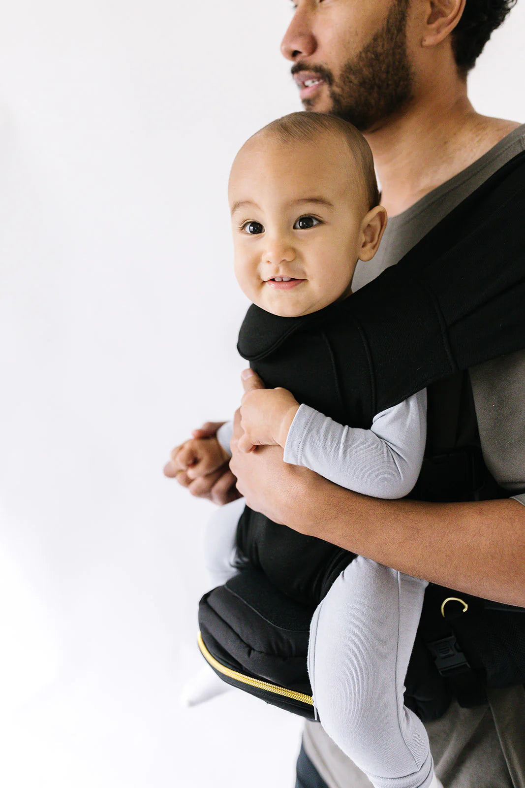 Tushbaby The Snug Attachment